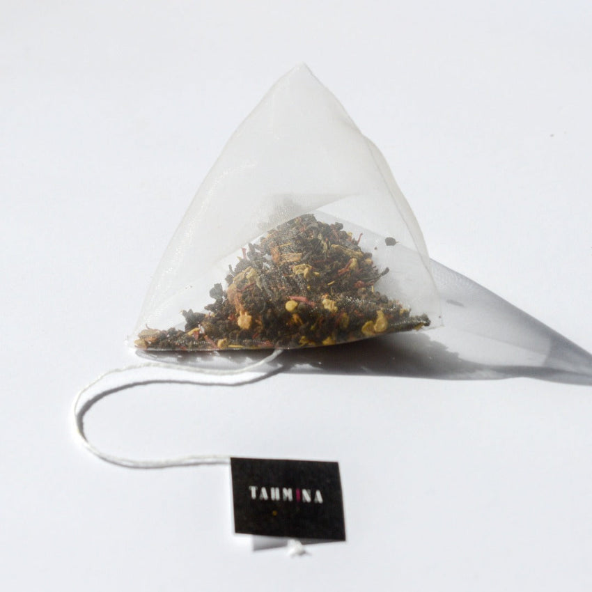 Saffron Tea & Mug Bundle